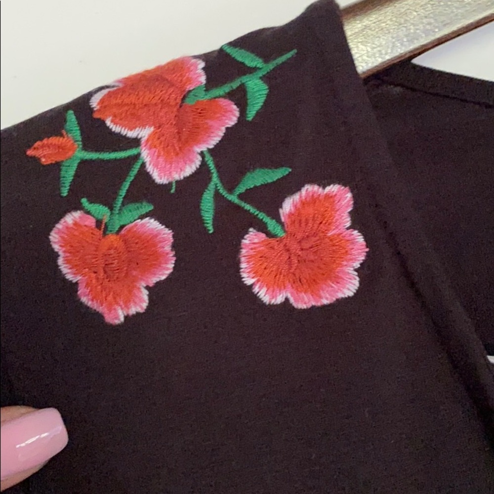 F21 EMBROIDERED FLORAL BODYSUIT WITH TASSELS NWT - Picture 8 of 12